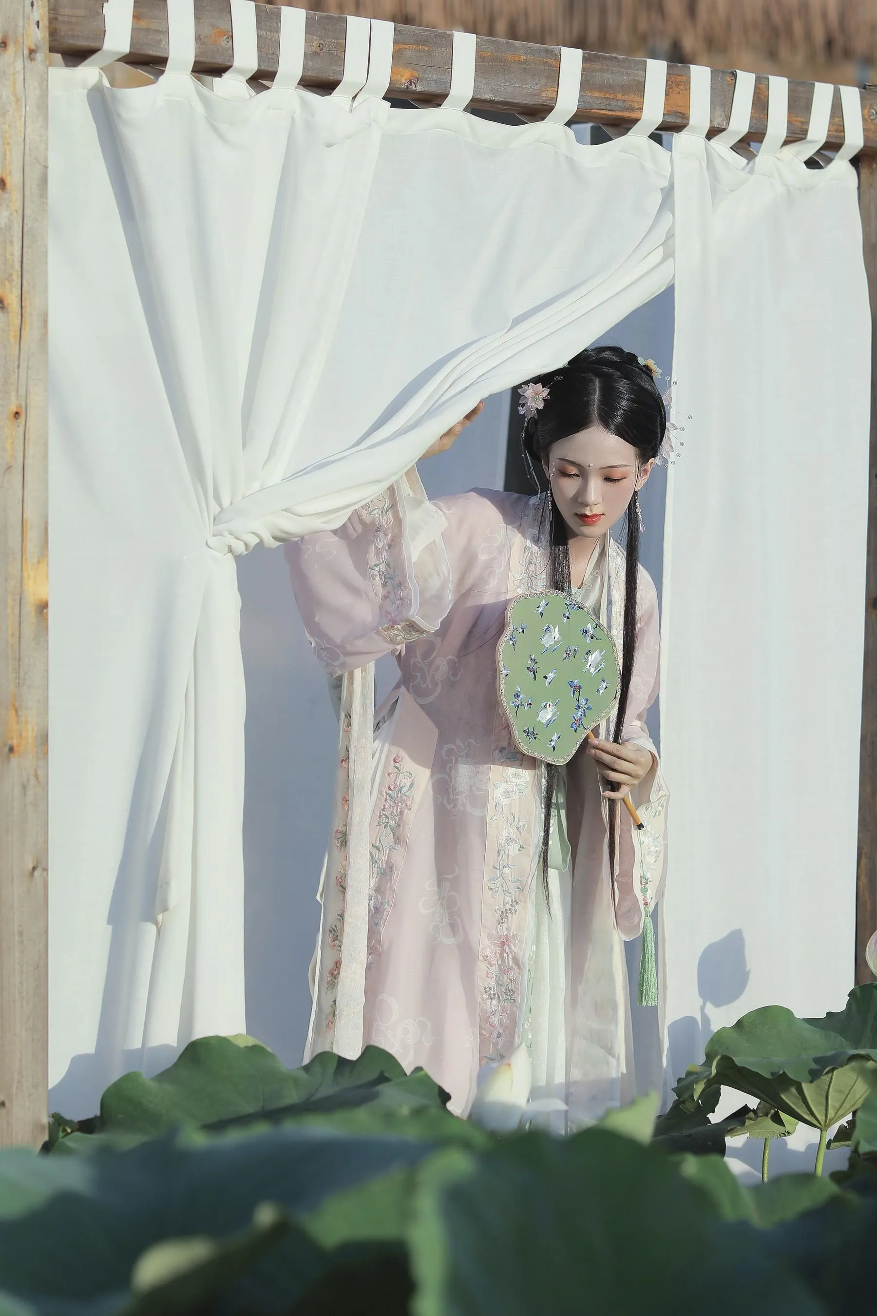 [艺图语] 2022.05.30 芙蓉 ella [23P]插图